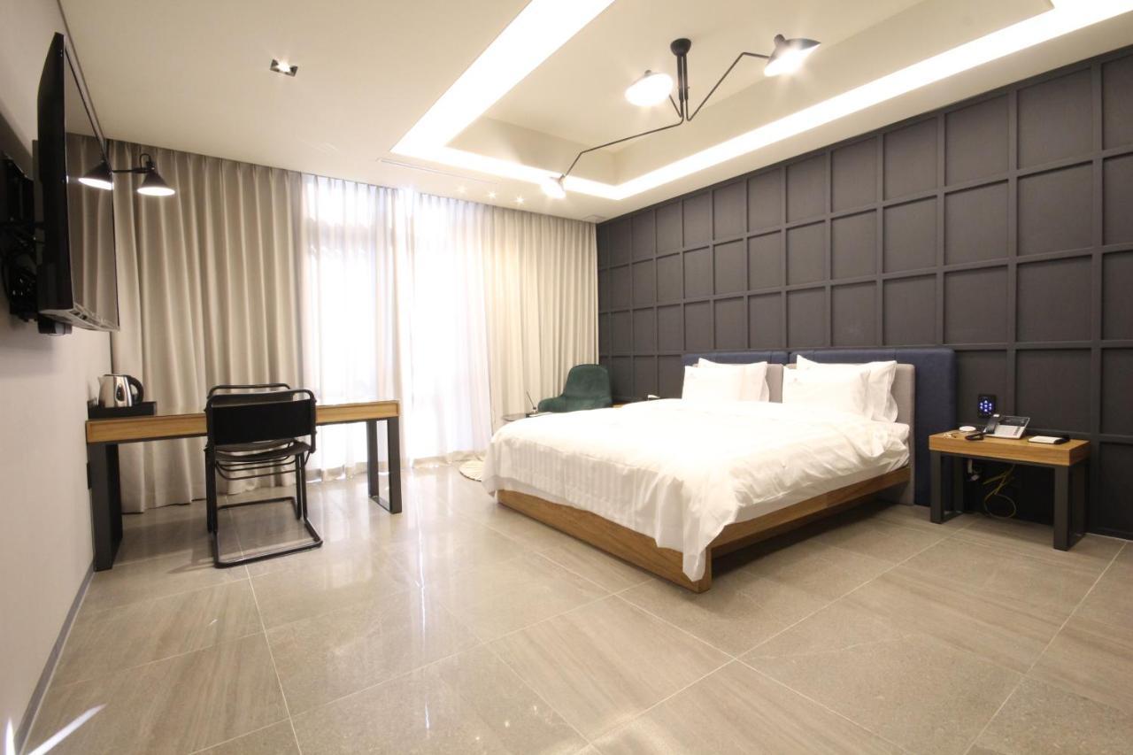Hotel Eco Stay Jeonju Exterior foto