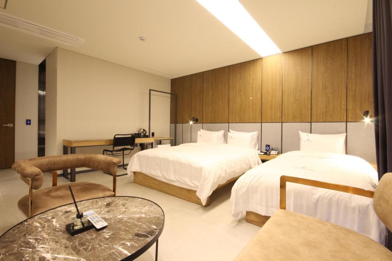 Hotel Eco Stay Jeonju Exterior foto