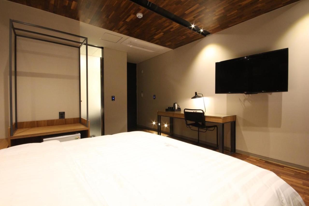 Hotel Eco Stay Jeonju Exterior foto