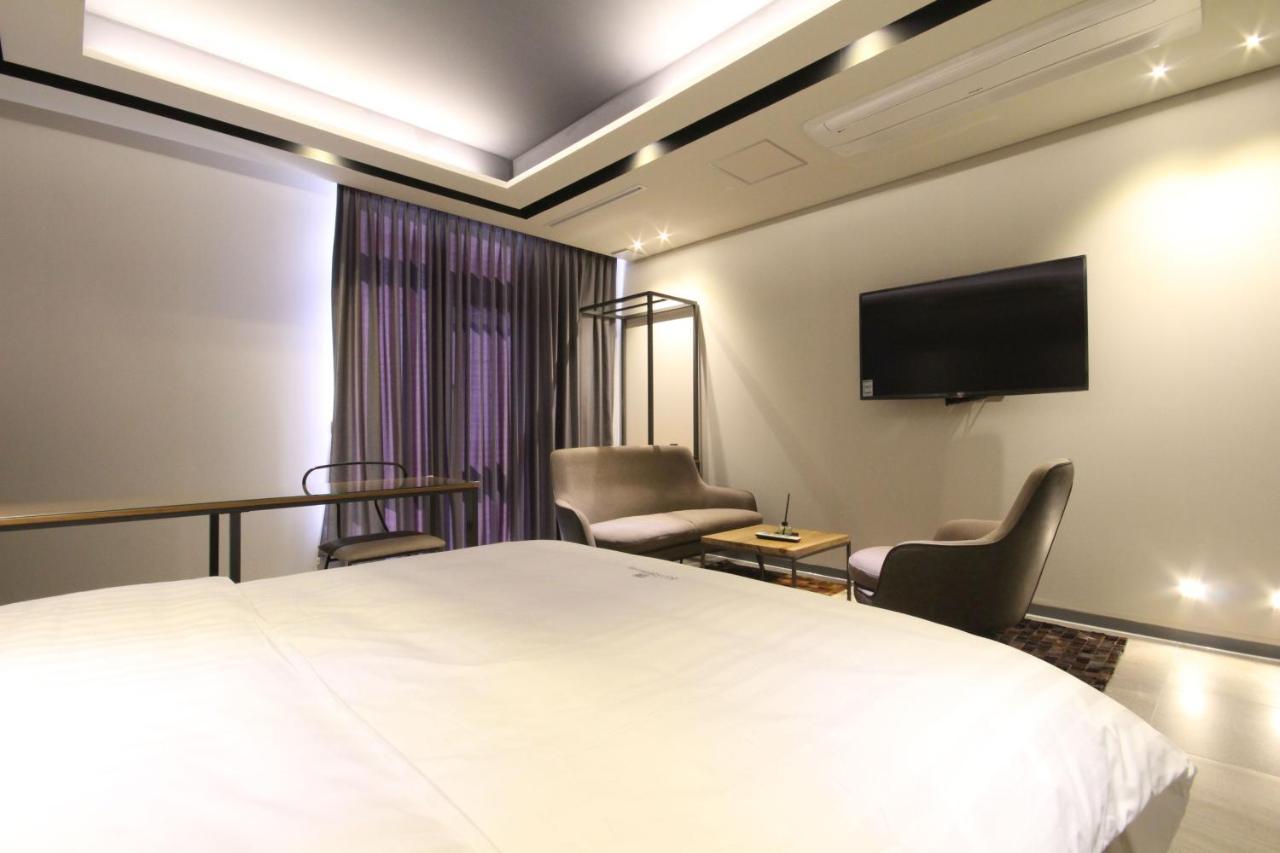 Hotel Eco Stay Jeonju Exterior foto