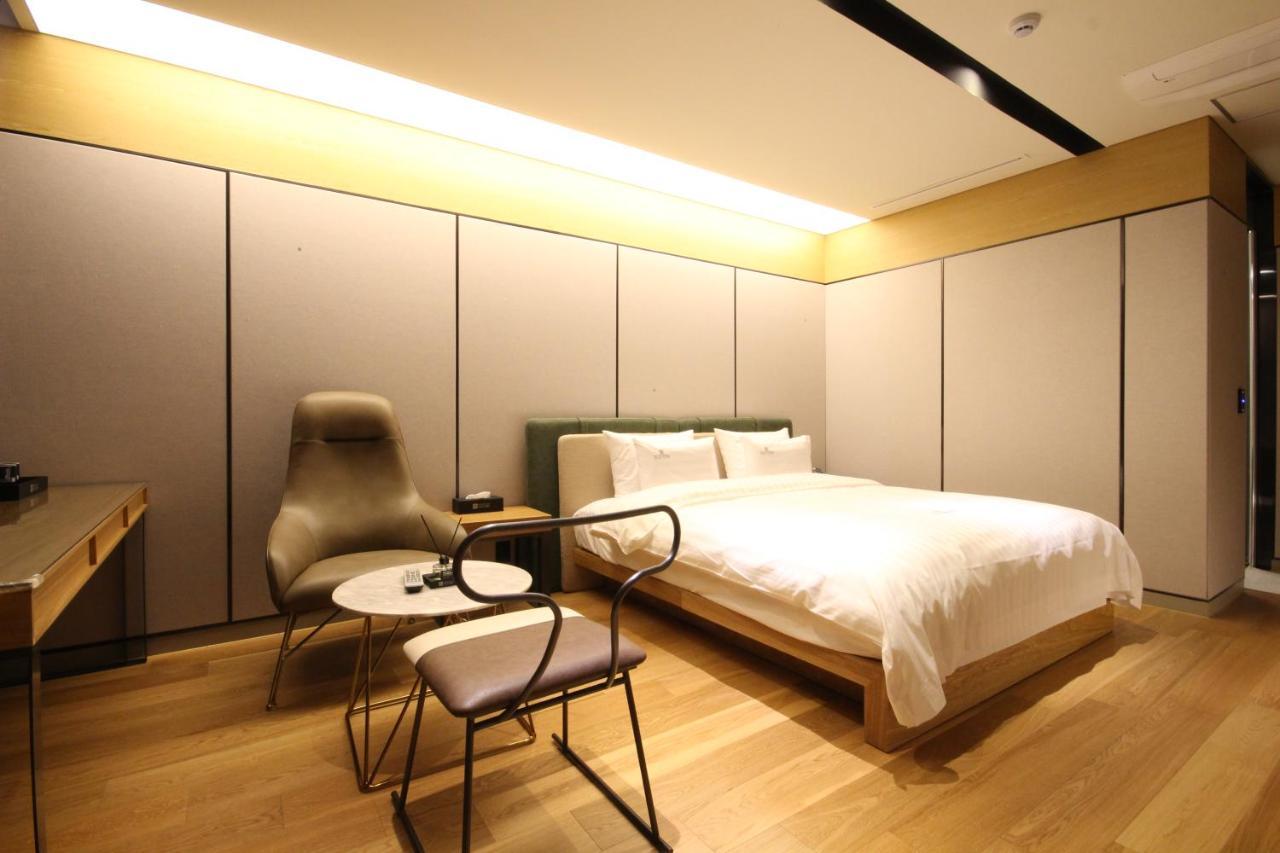 Hotel Eco Stay Jeonju Exterior foto